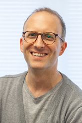 Dr. Marcel Volland